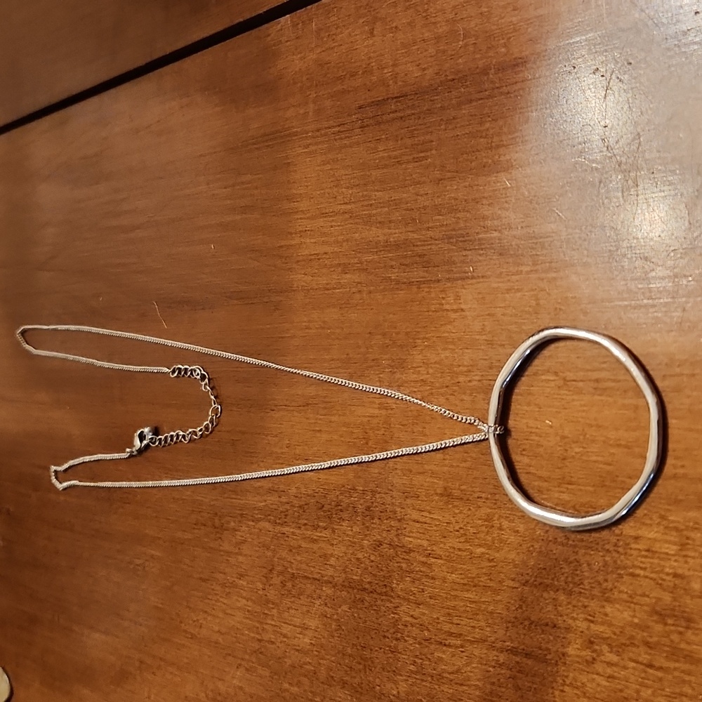 Silver adjustable necklace